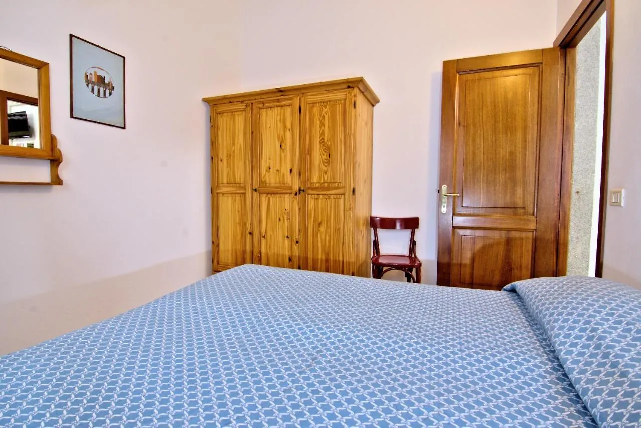 Villa Very Marina di Campo 0*,  Italy