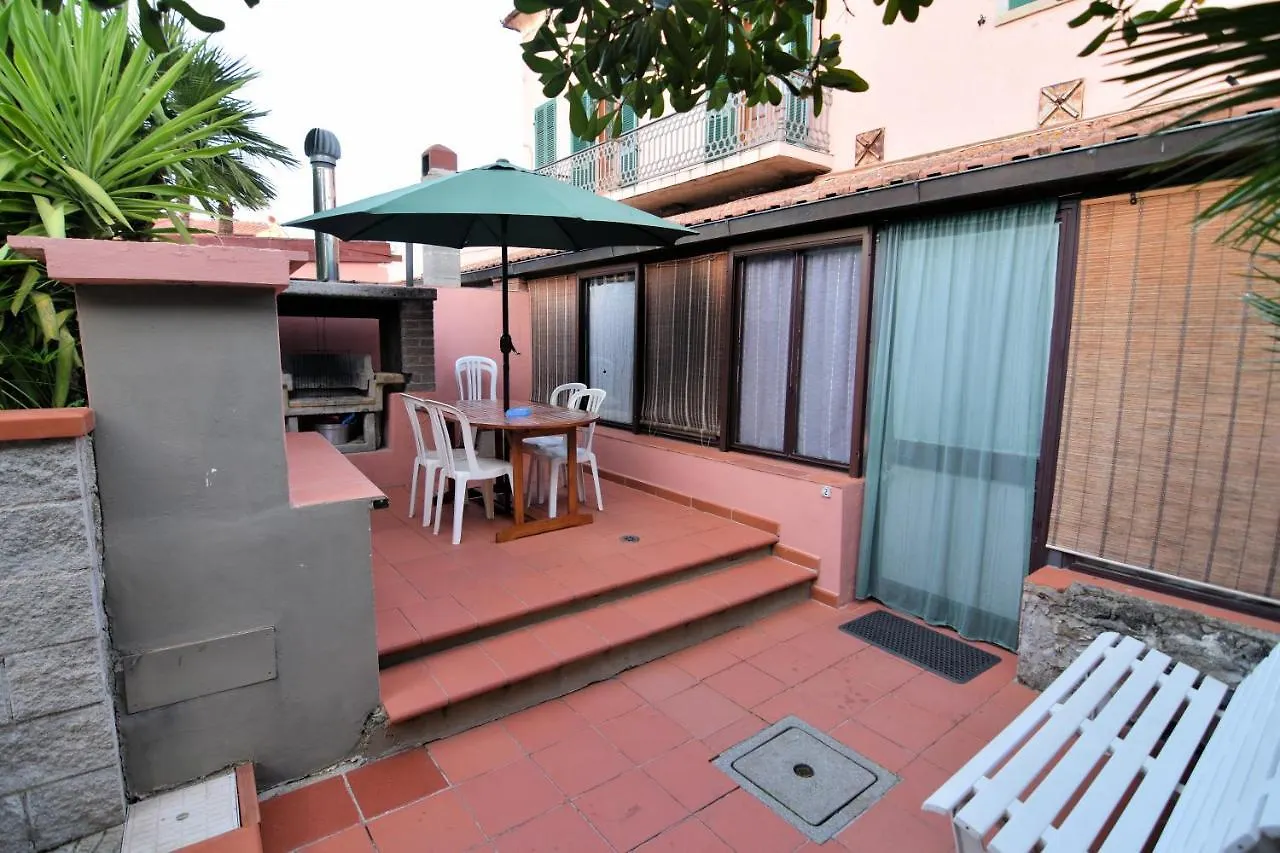 Villa Very Marina di Campo 0*,