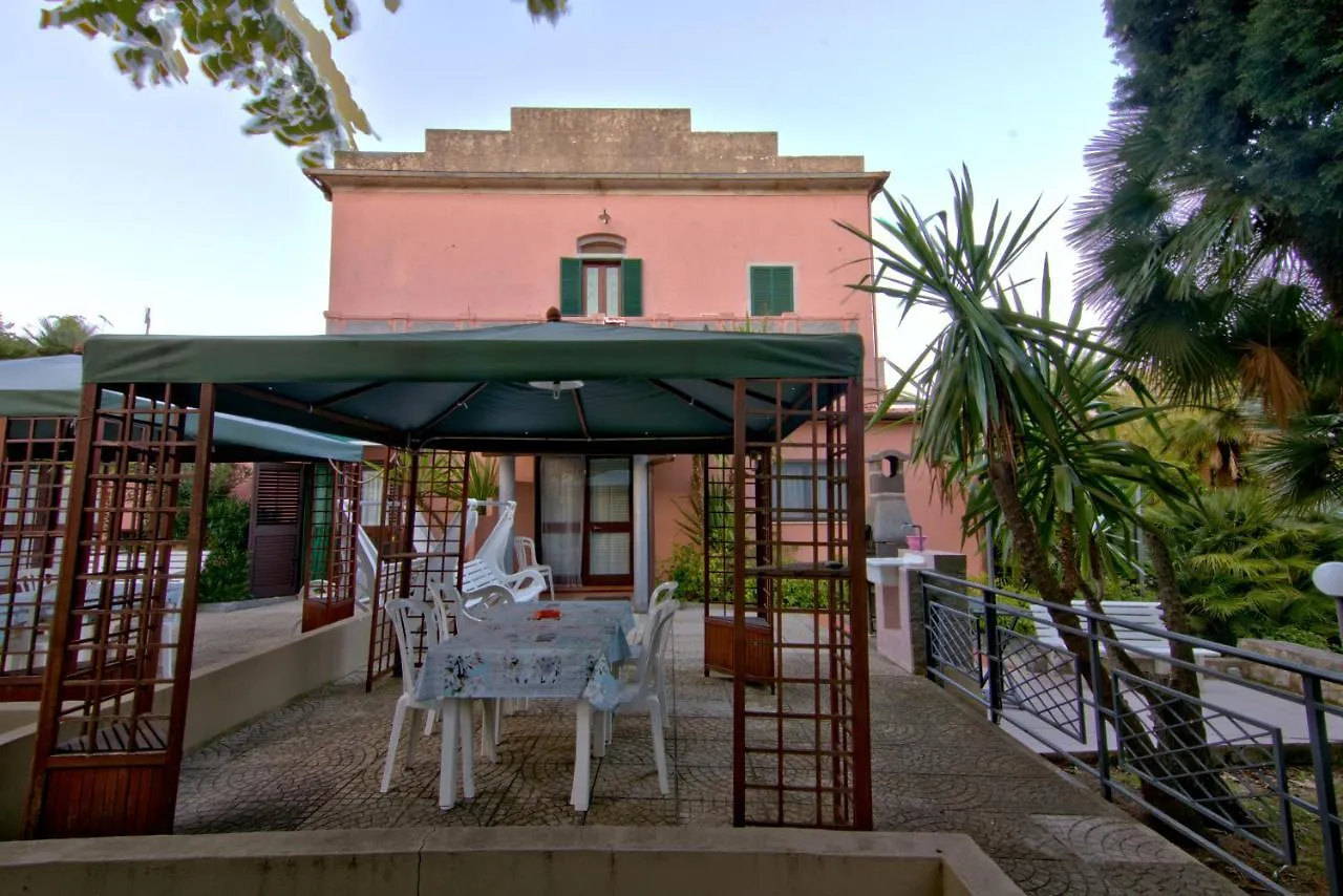 Villa Very Marina di Campo