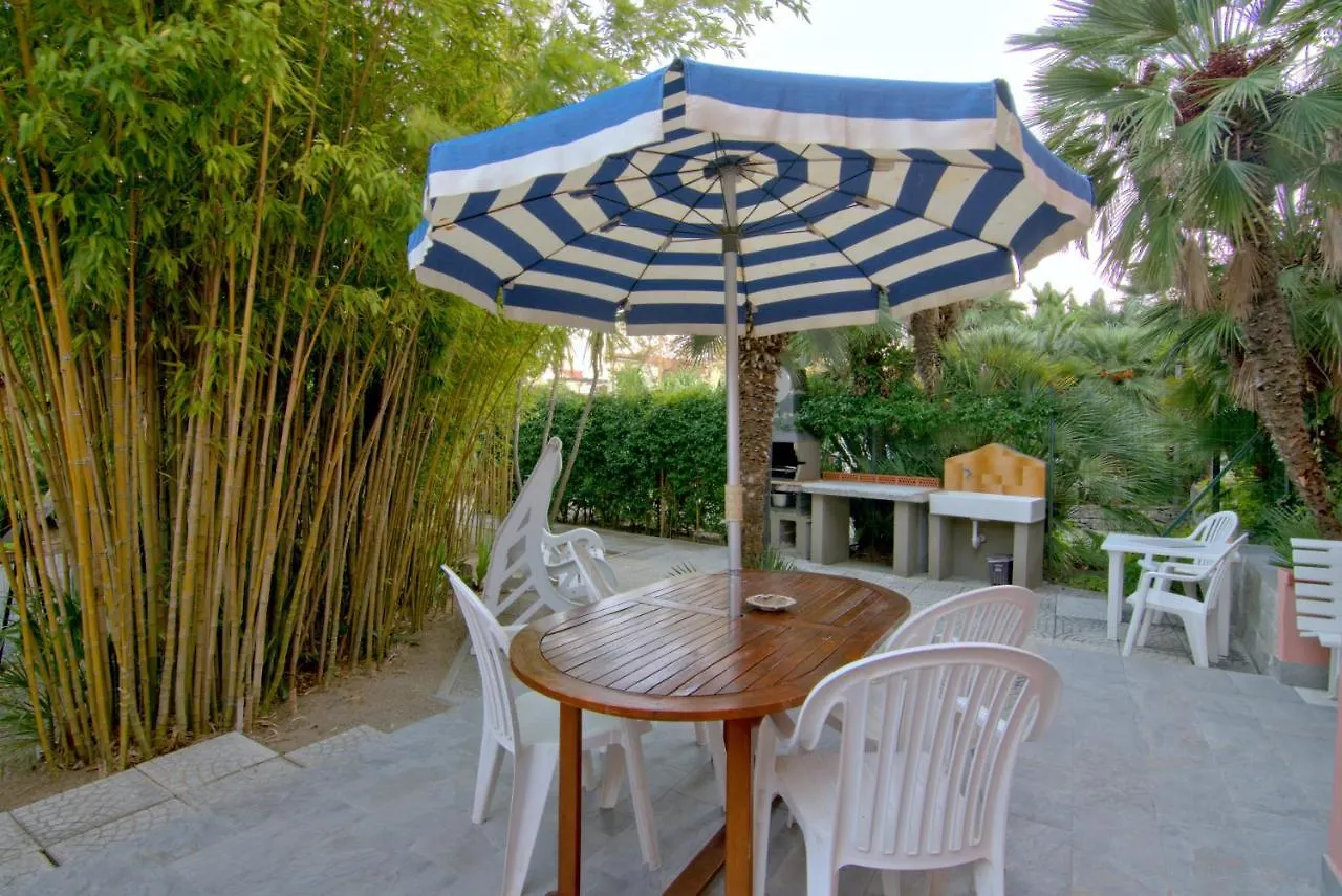 Villa Very Marina di Campo Holiday home
